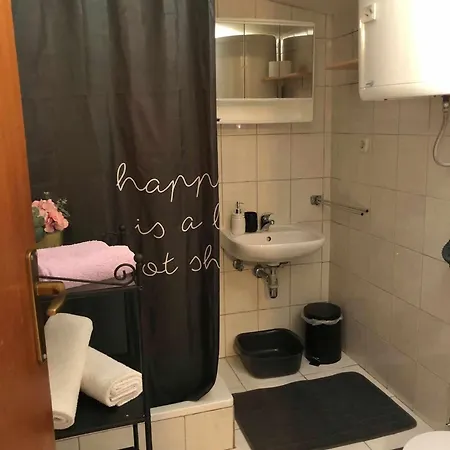 شقة Apartman Keti Za 3 Osobe يزيرا
